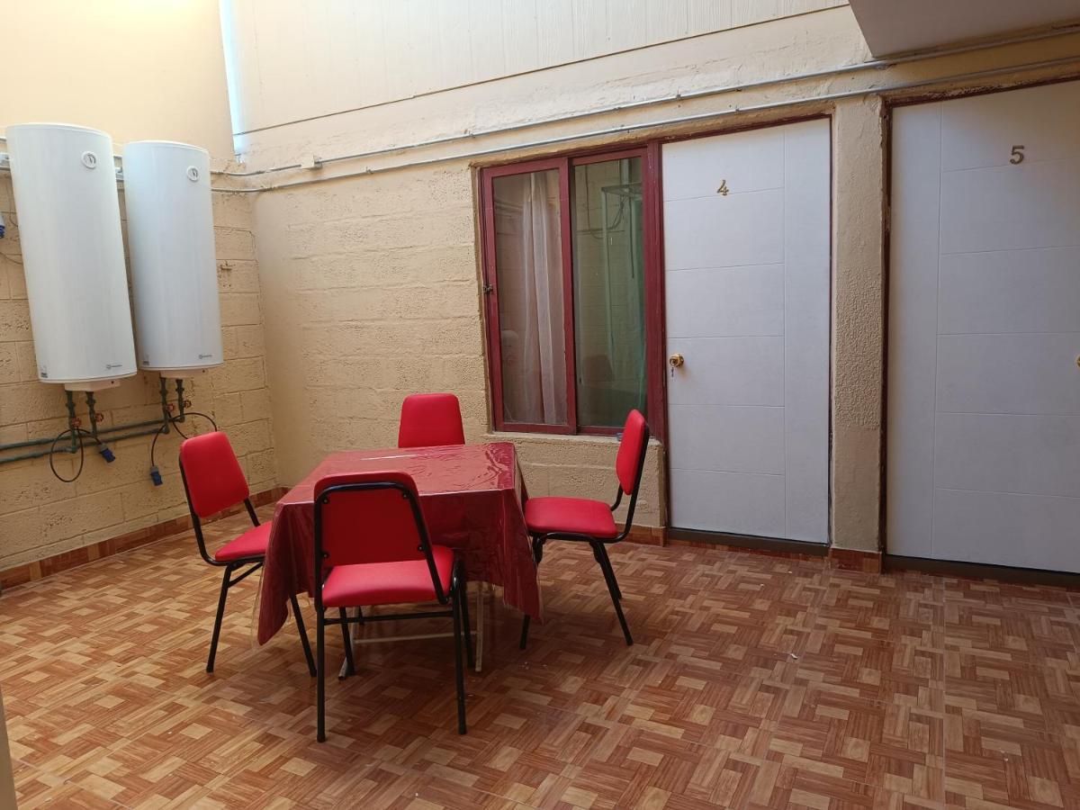 Hostal Ollague, Habitaciones Con Bano Privado Καλάμα Εξωτερικό φωτογραφία